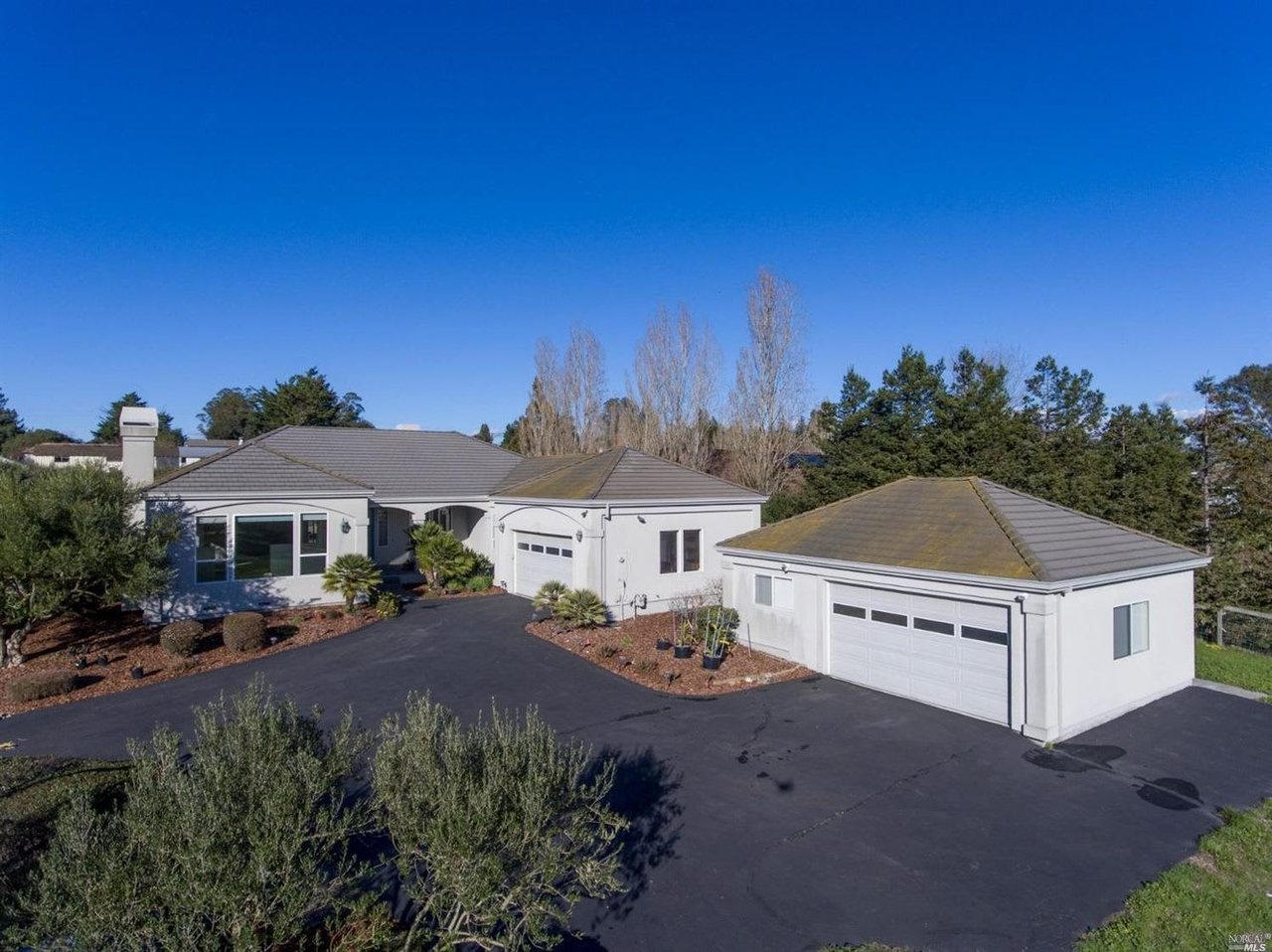 1499 Skillman Ln