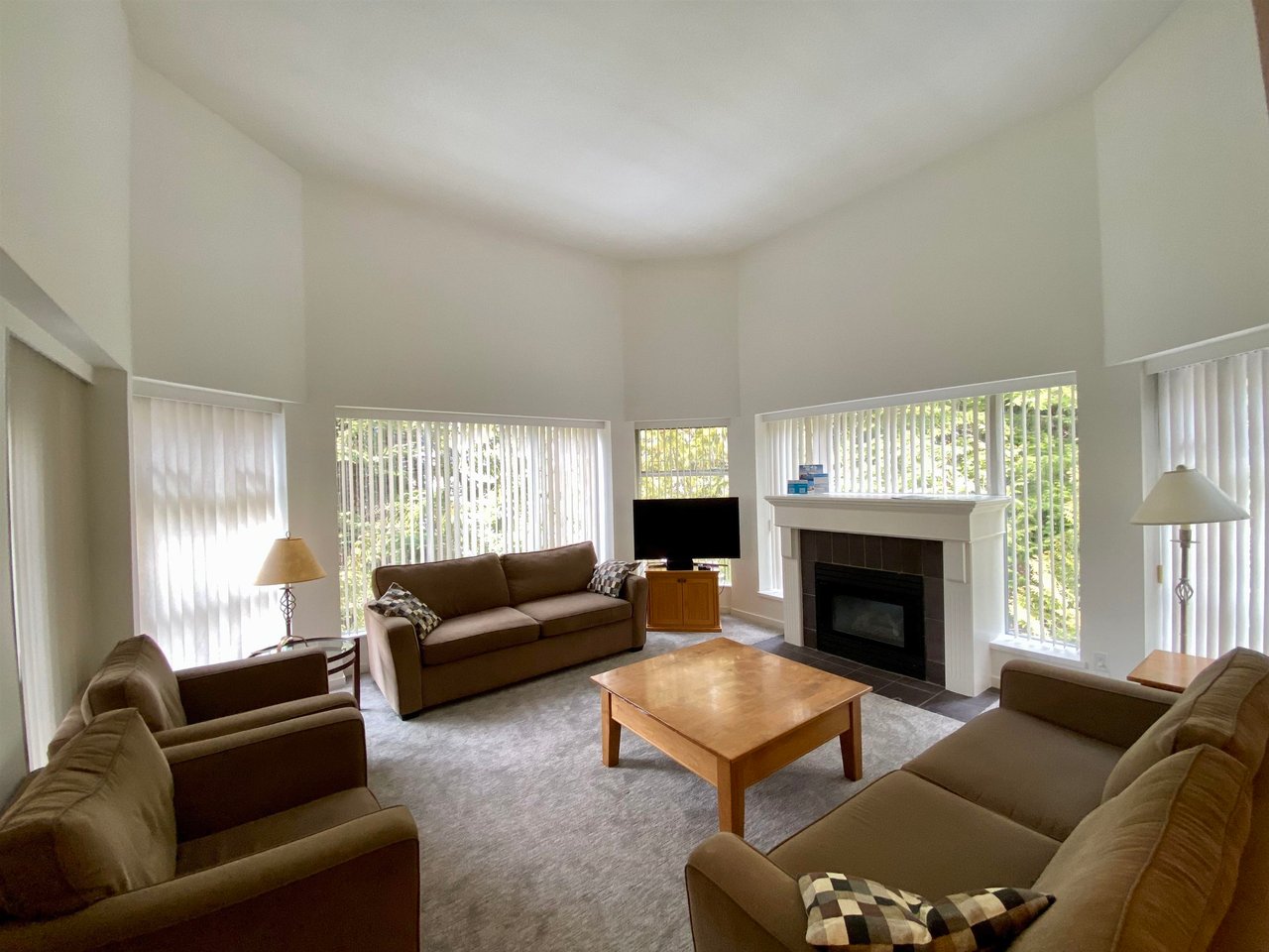 419-4910 Spearhead Pl