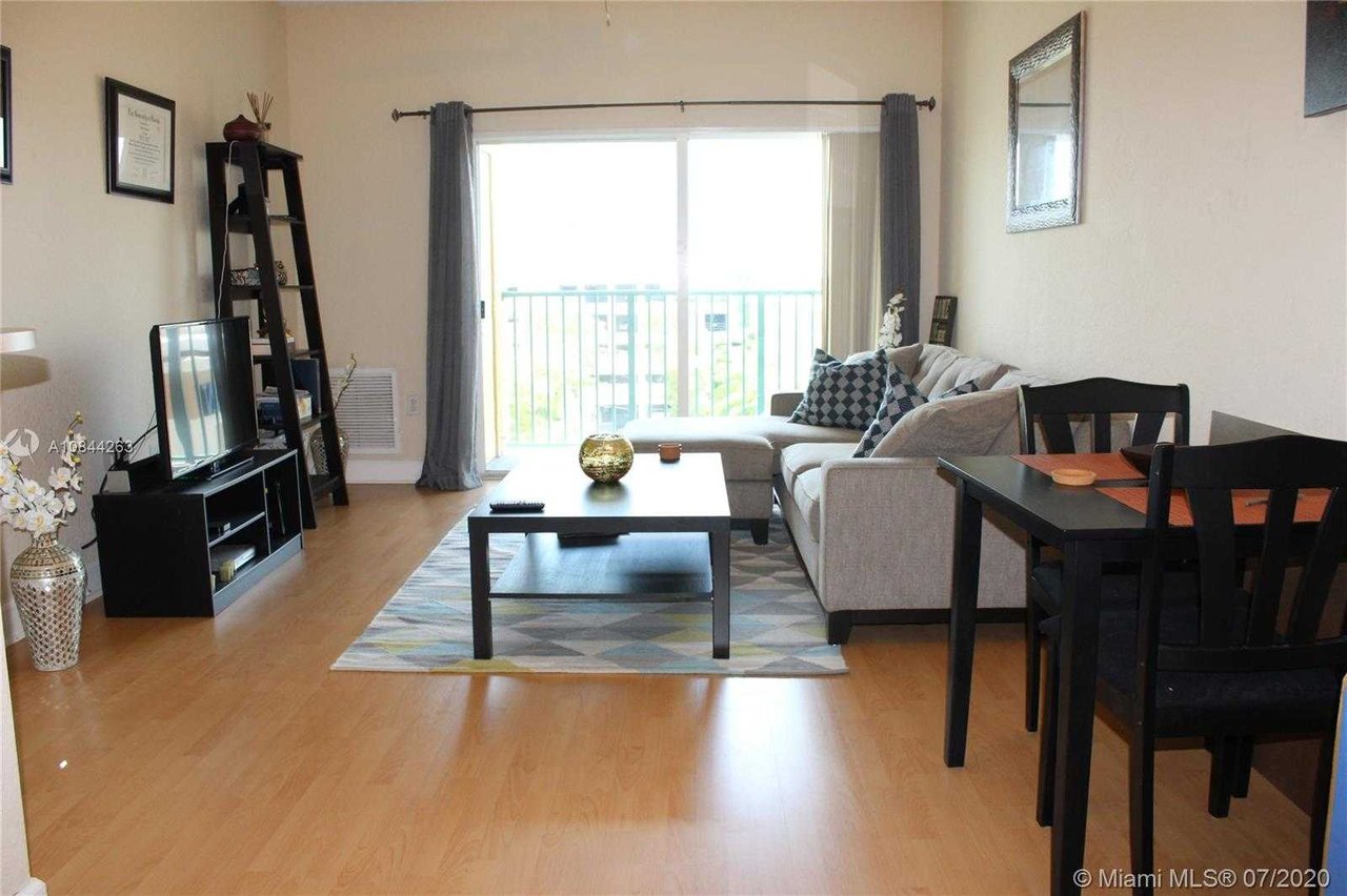 6001 SW 70th St Unit 611