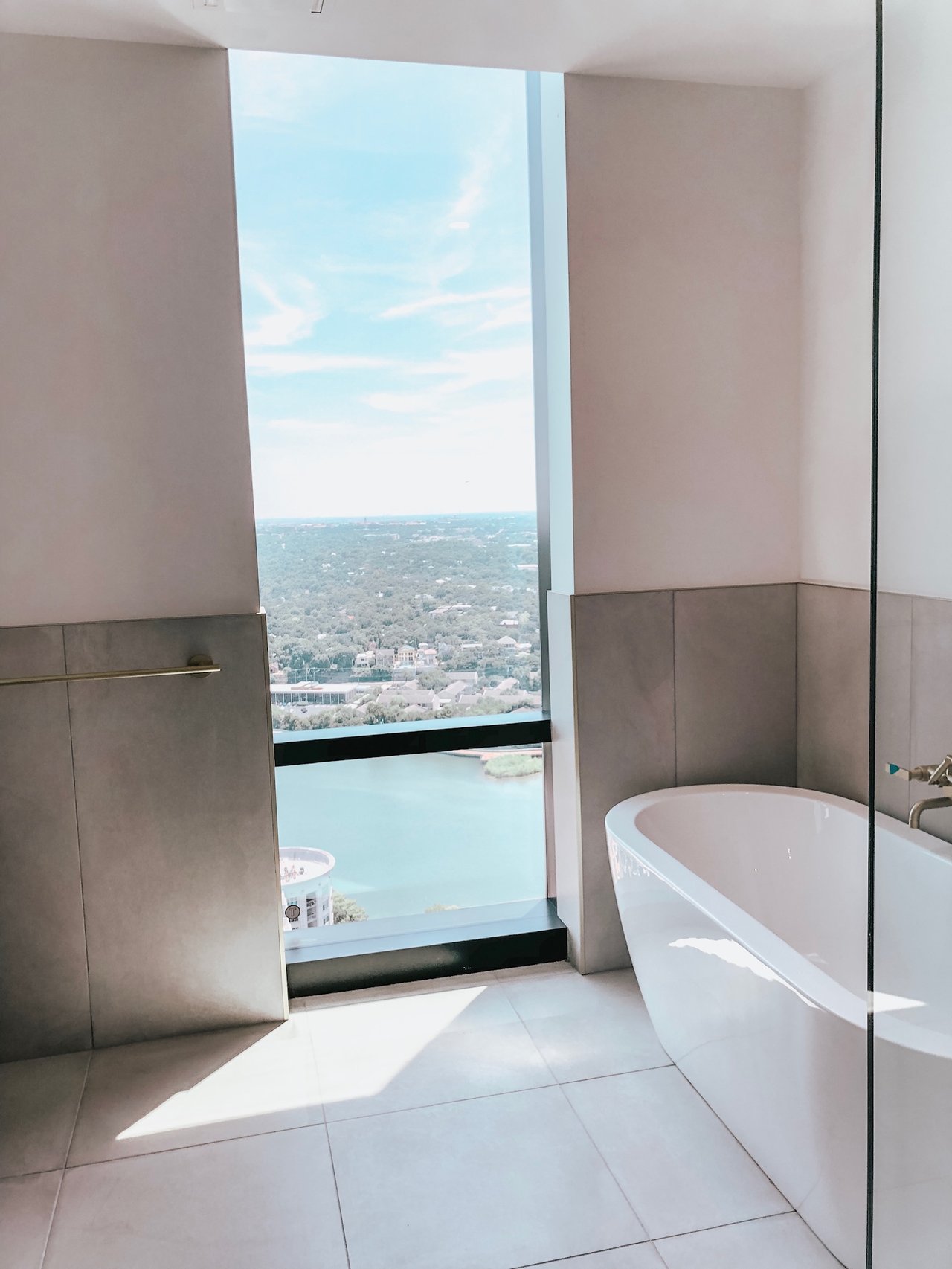 70 Rainey Street #2601 | SELLER REPRESENTED