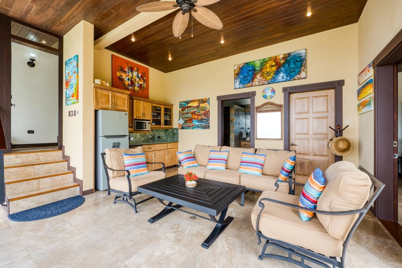 Luxury Ocean View Home, Dominical, Puntarenas