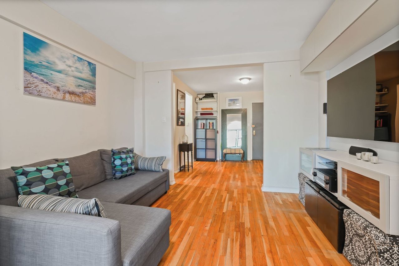 345 Webster Ave, # 4K