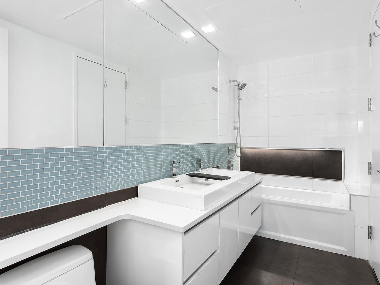 238 Saint Marks Ave, #6B