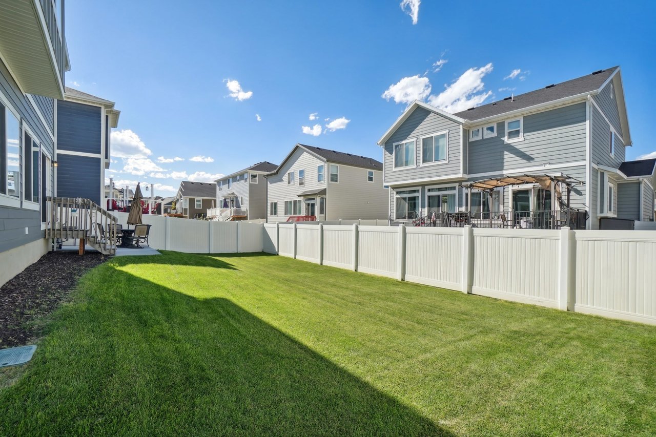 3678 W Rushton View Dr