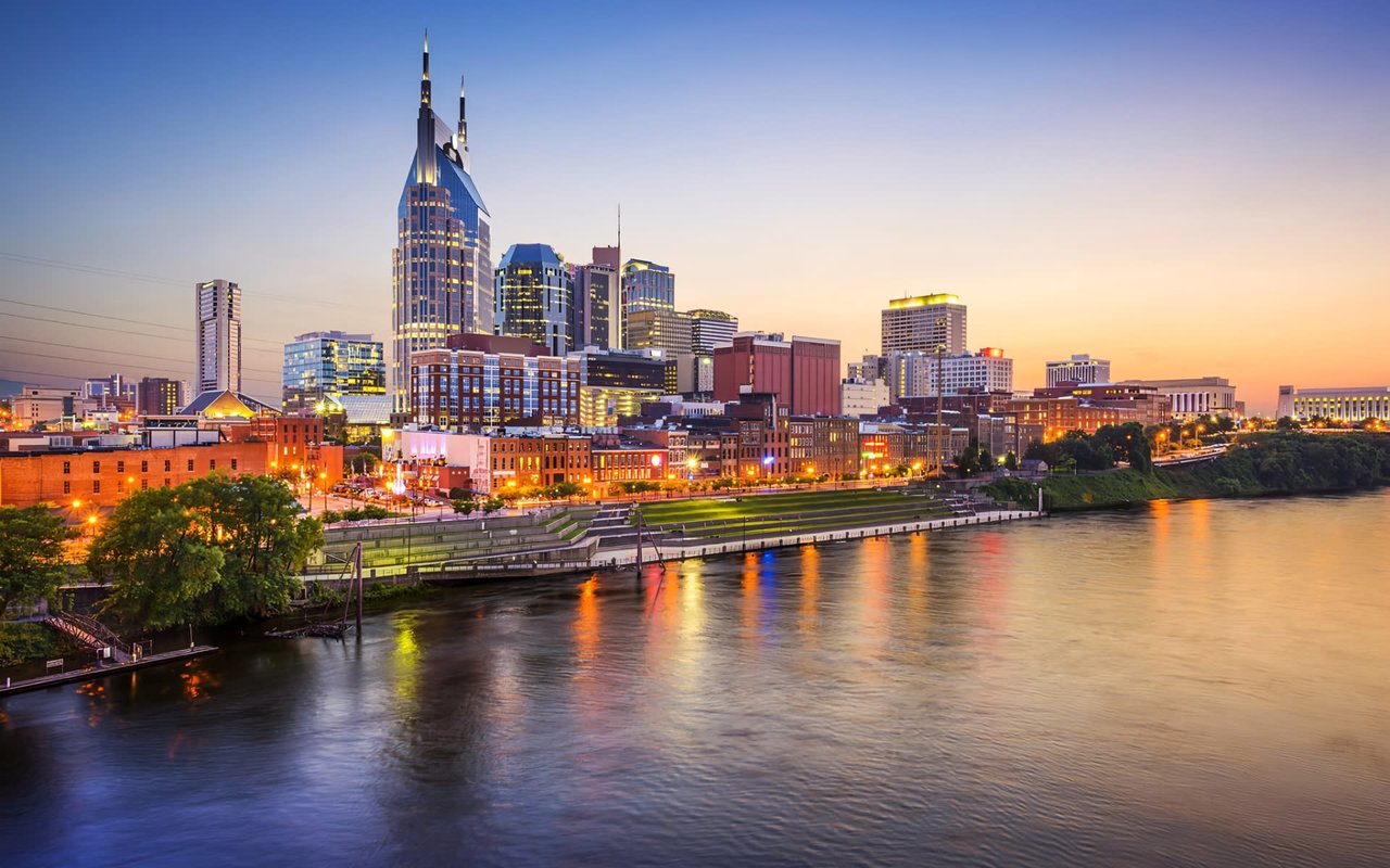 Why People Are Moving From California to Middle Tennessee