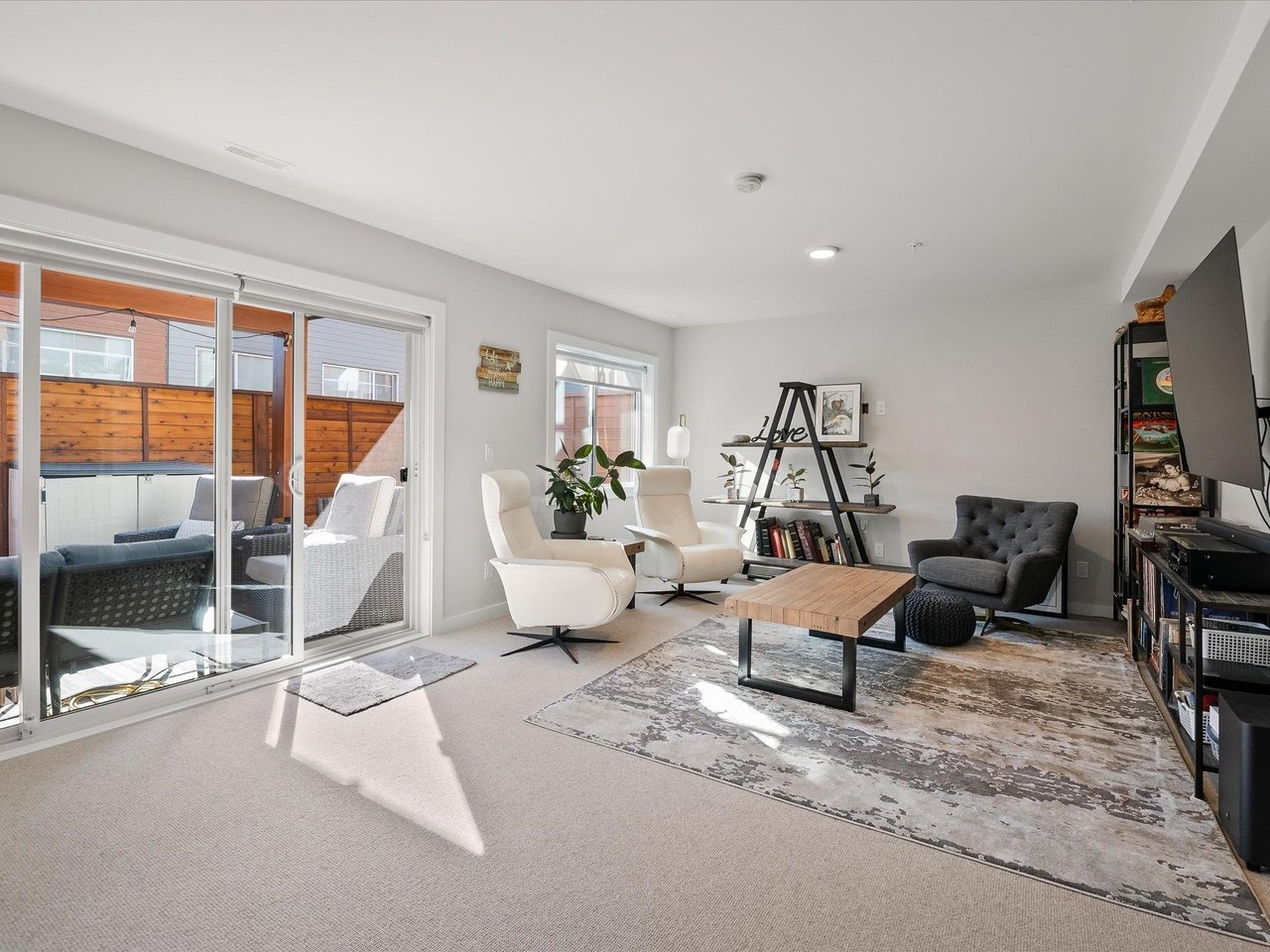 5-41333 Skyridge Pl