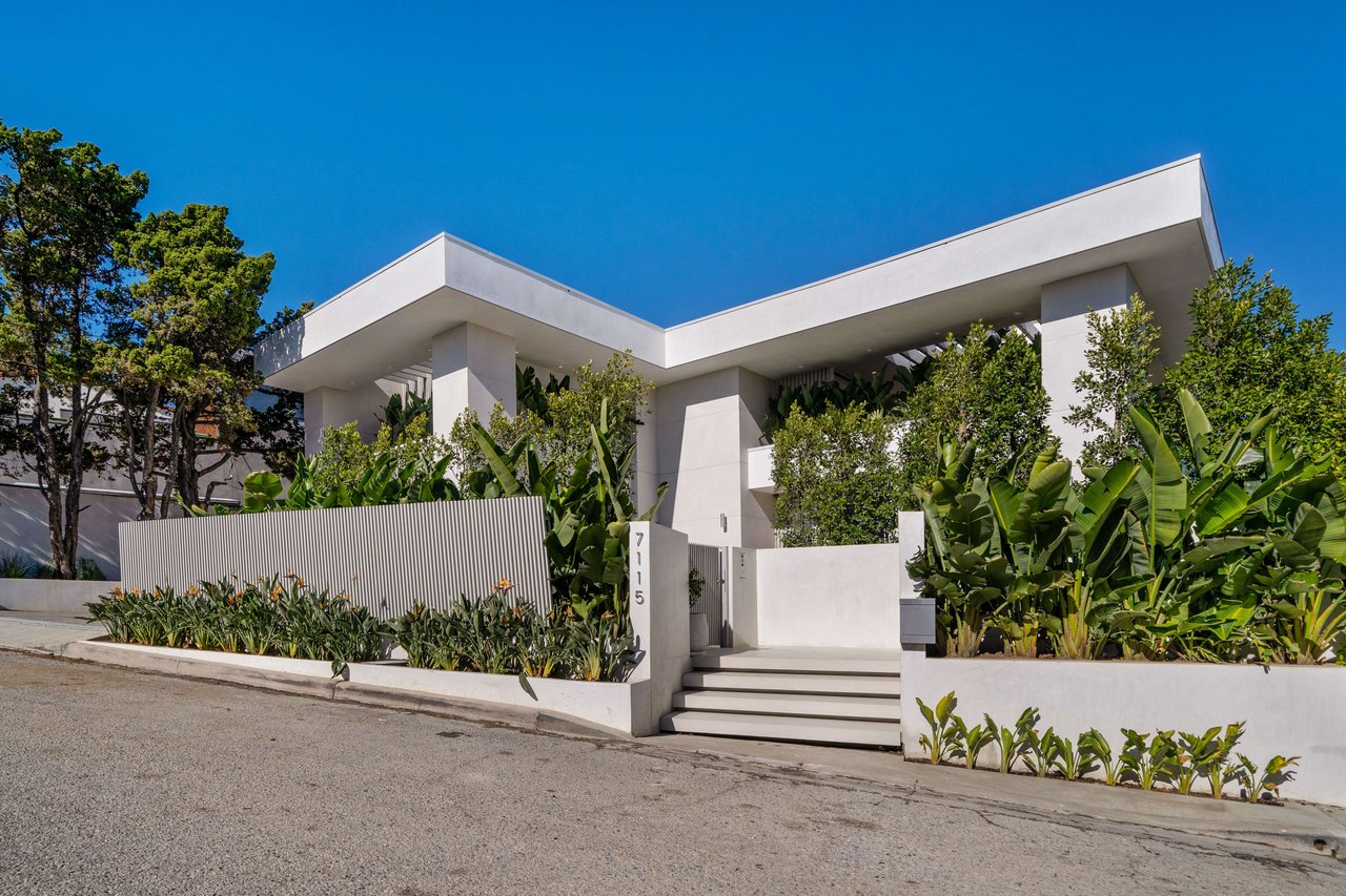 The Apex HH | 7115 Macapa Drive