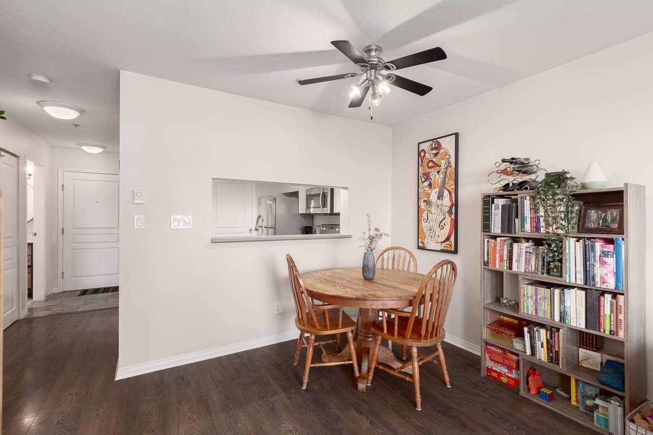 408-8460 Jellicoe St