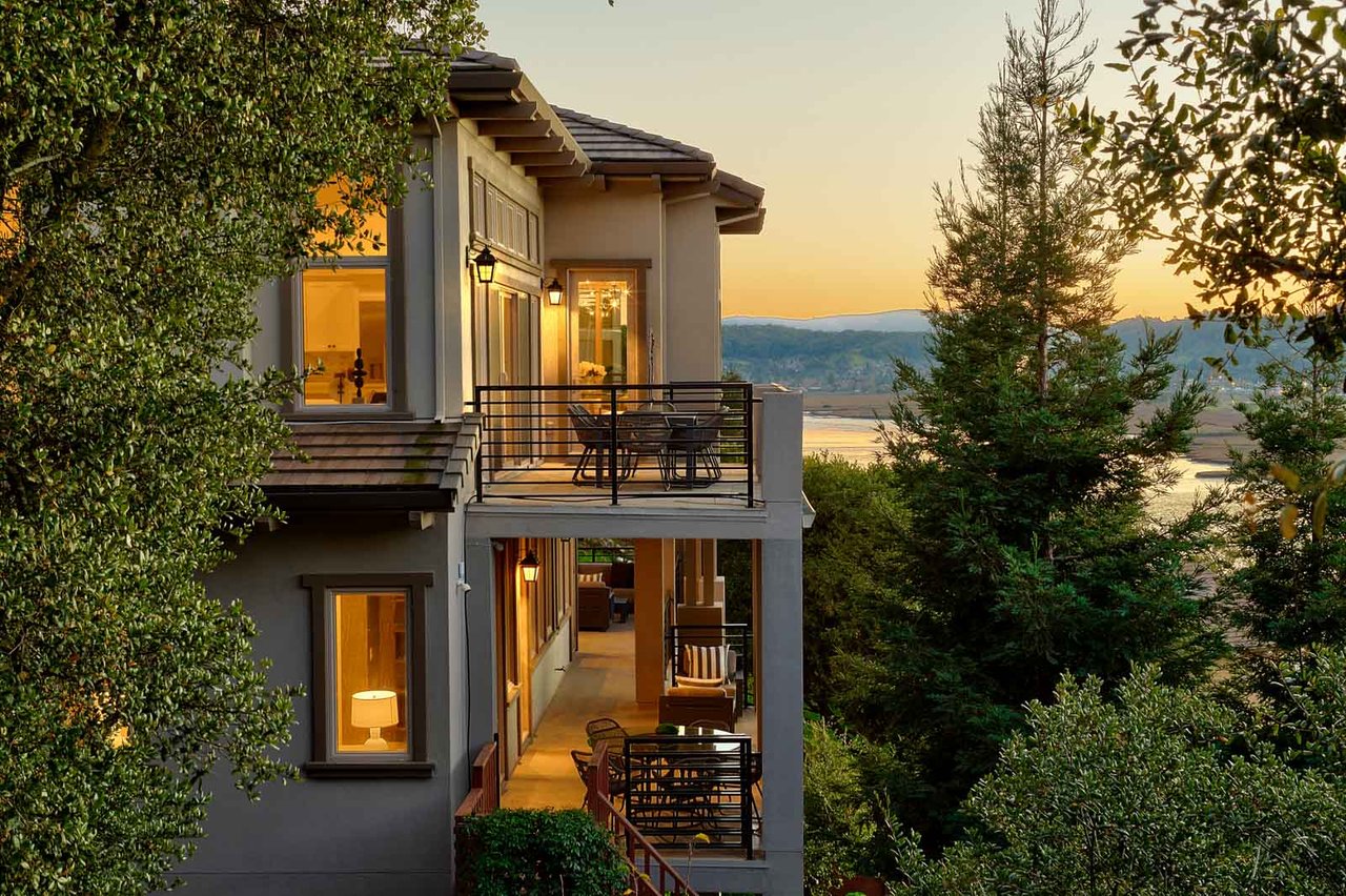 Sophisticated SmartHome with Majestic Mt. Tam Views- Represented Buyer