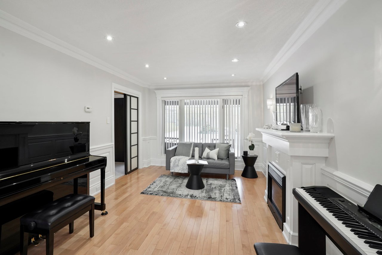 1414 Cawthra Rd