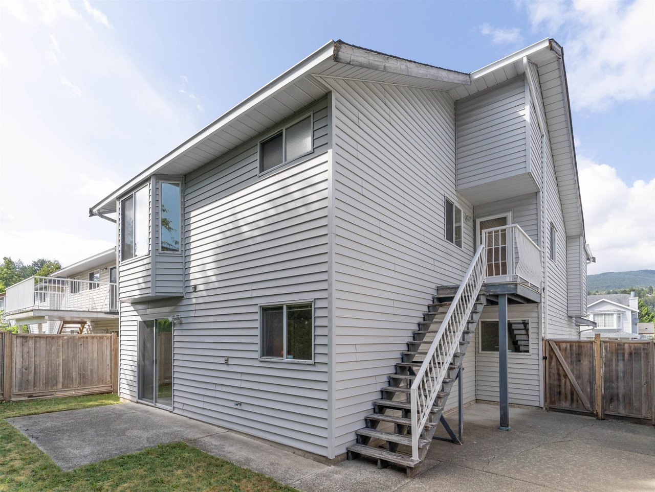 2556 Raven Ct