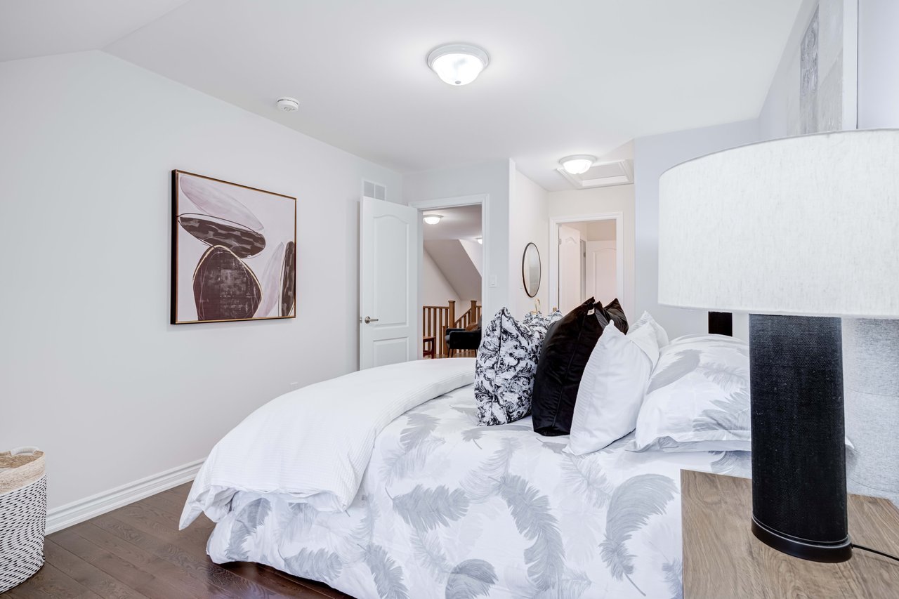 6 Dreamland Lane