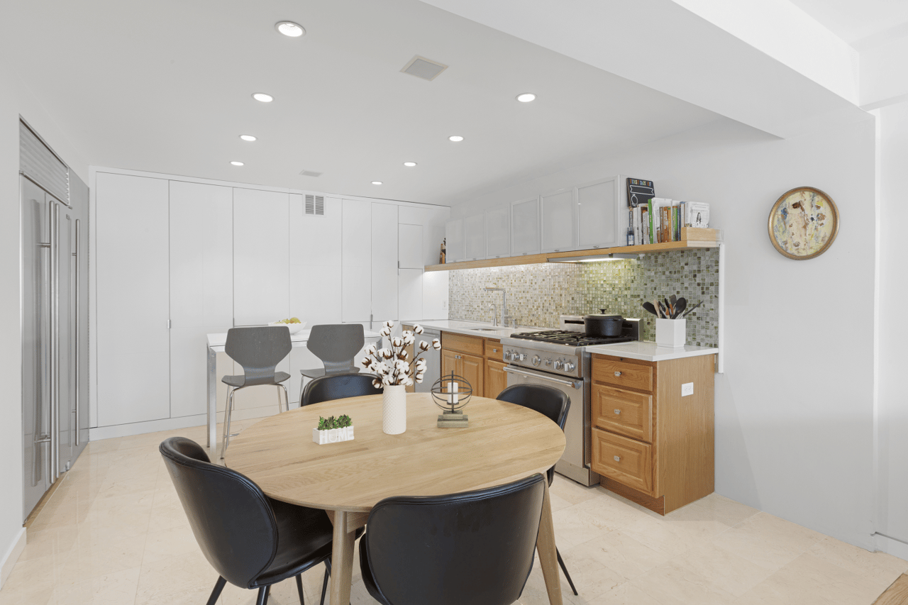 420 East 64th Street, Apt W10FG