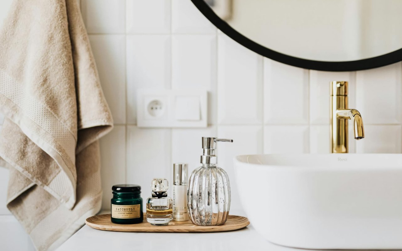 Curating a Grandiose Experience: Staging Tips for Selling Luxury Homes