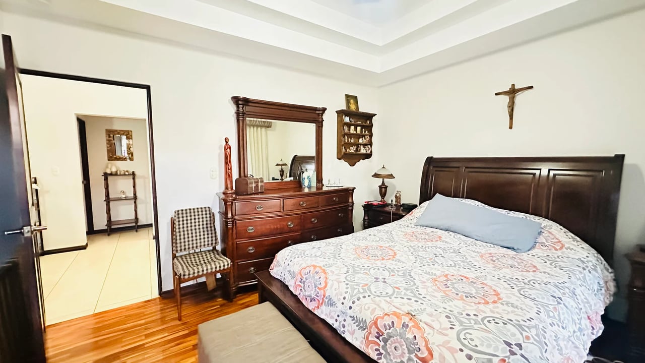 Colonial Style Gated Condo, Curridabat, San Jose