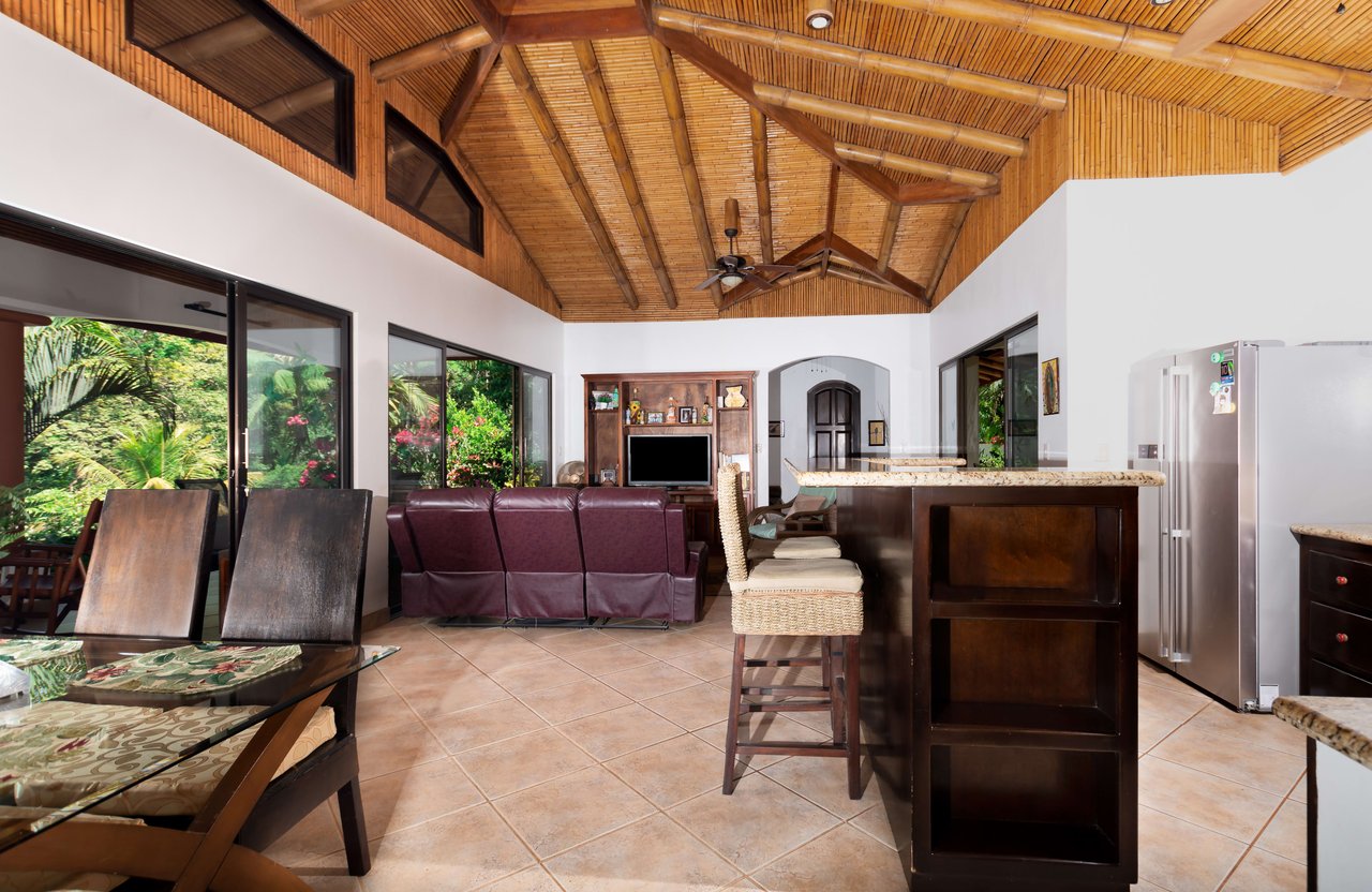 Stunning Ocean View Sanctuary Home in Chontales