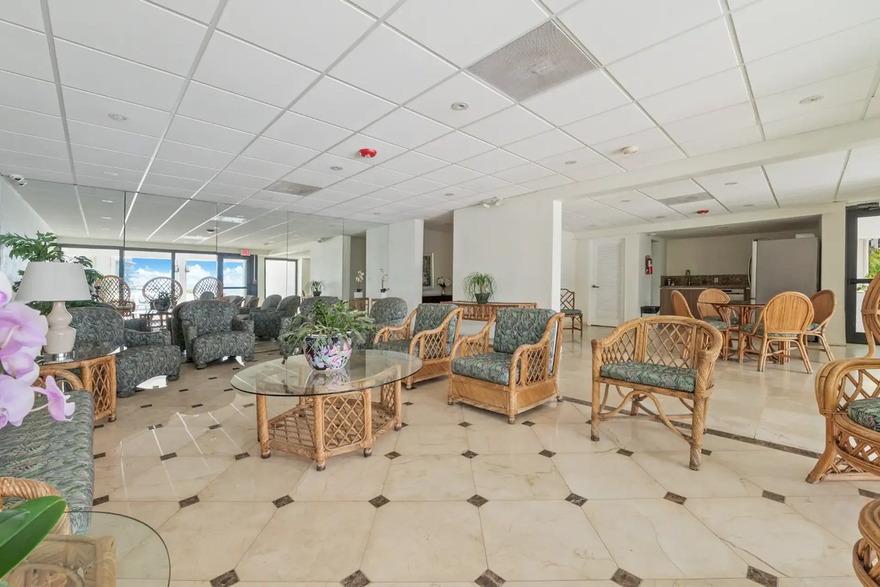 1600 S Bayshore Lane # 5B