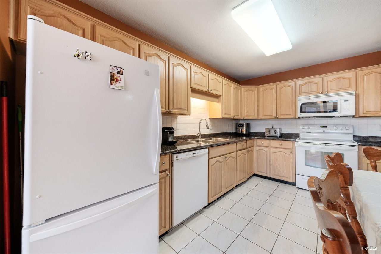 304-455 Bromley St