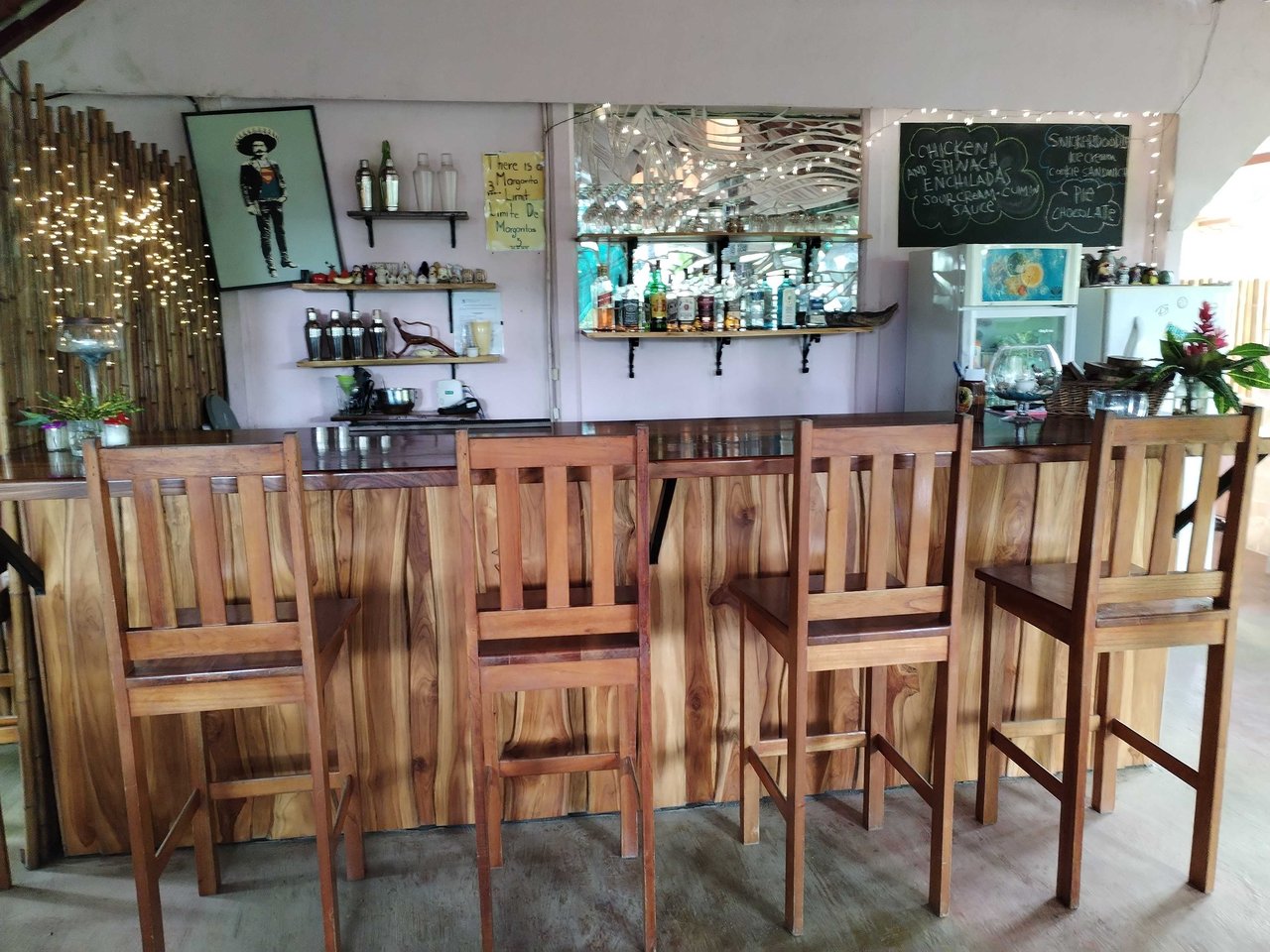 Established Restaurant with Living Quarters in Prime Uvita Location