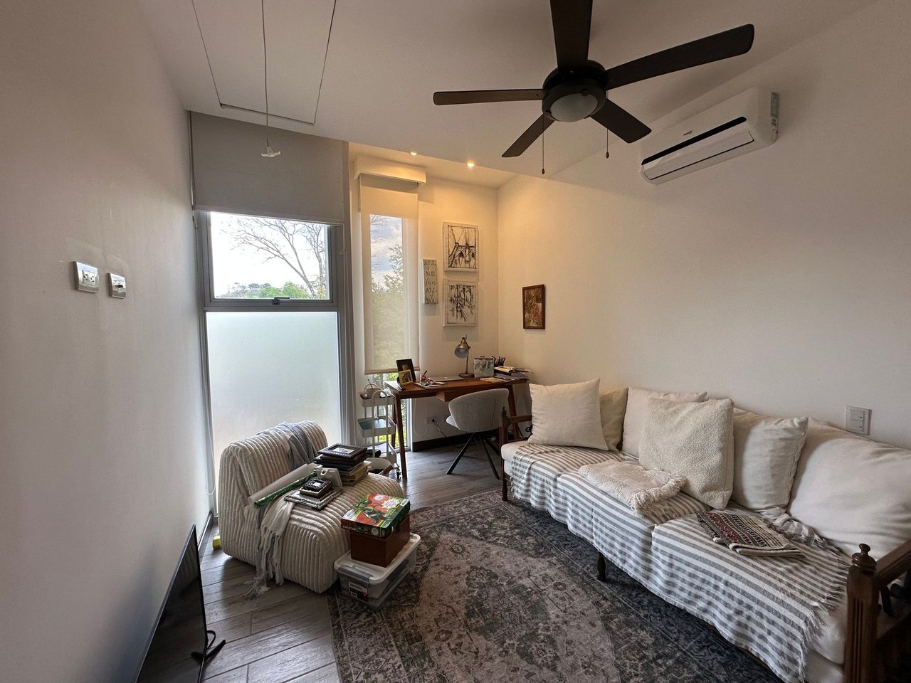 Bali Inspired Gated Townhouse, Ciudad Colon, San Jose