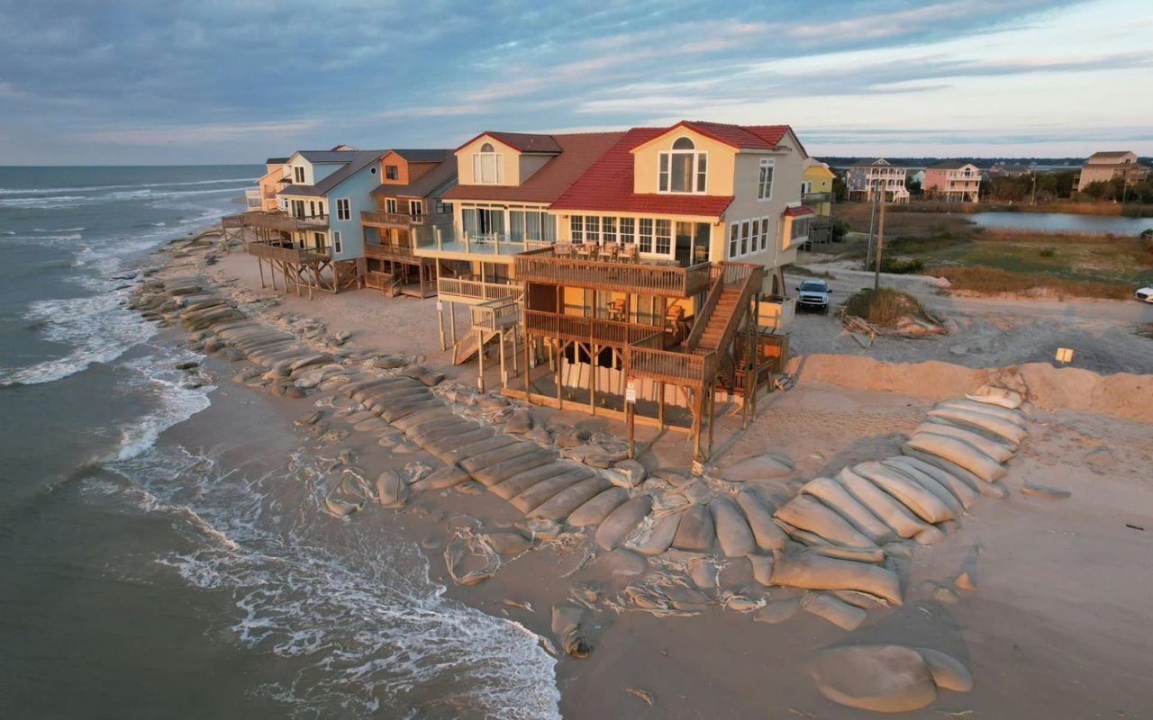 11 Best Restaurants on Topsail Island