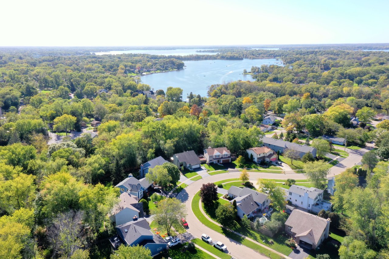 39581 Bishop Ct  Lake Villa, IL