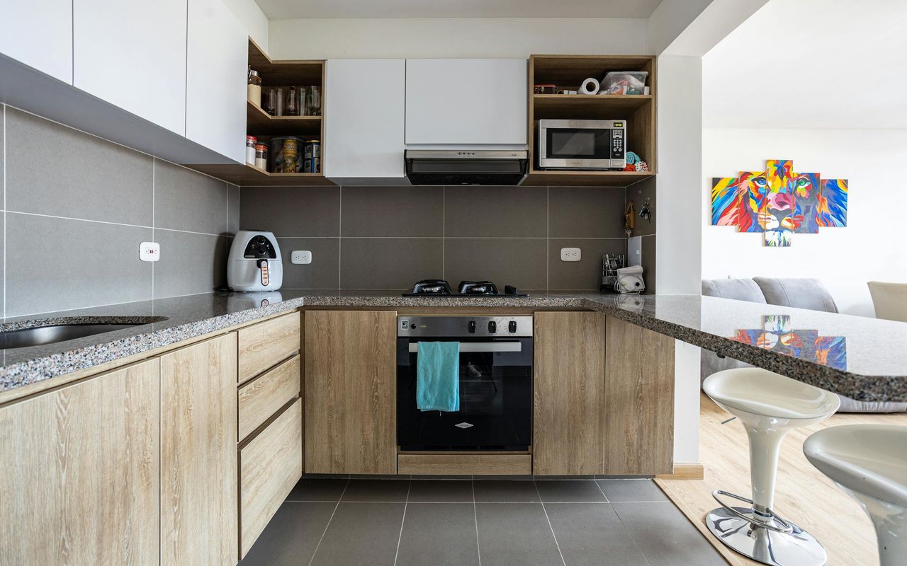 MintLife's 8 Tips to Update Your Kitchen on a Budget