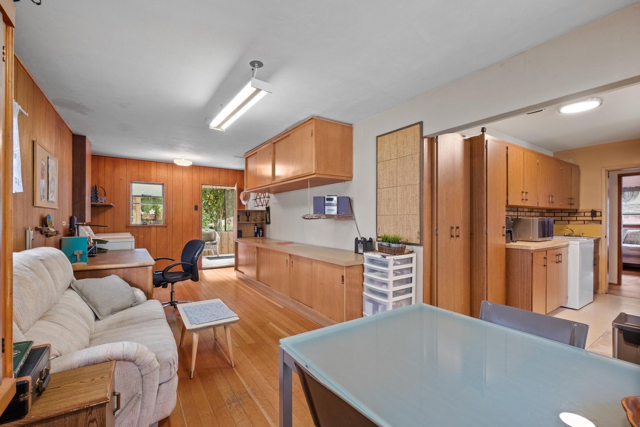 2239 Windridge Dr