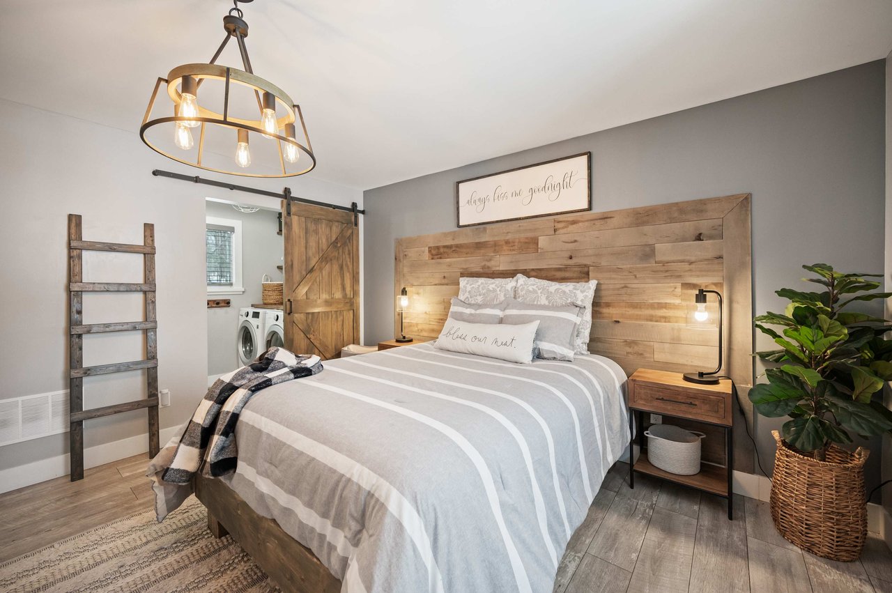 Cash Flow Lakeside Cottage