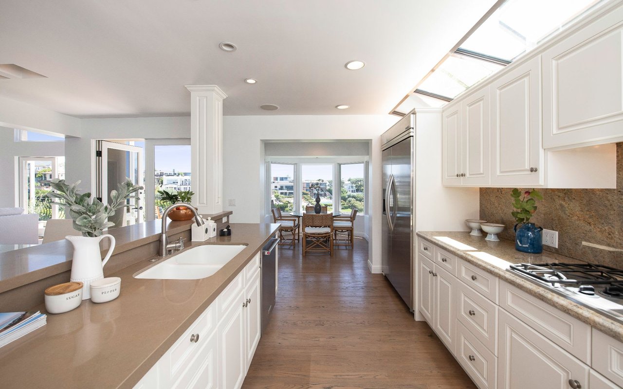 228 Hazel Dr