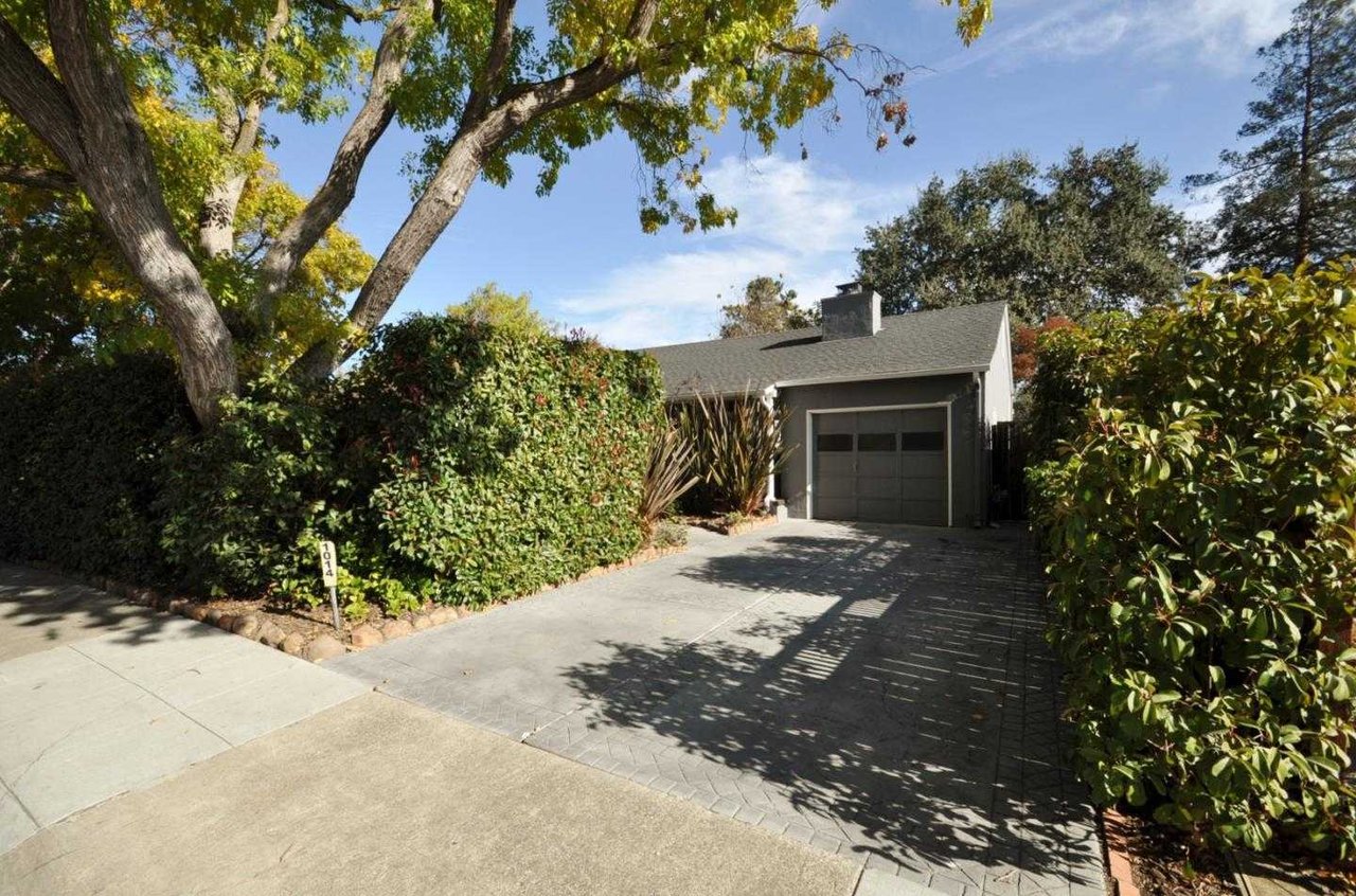 1014 16th AVE