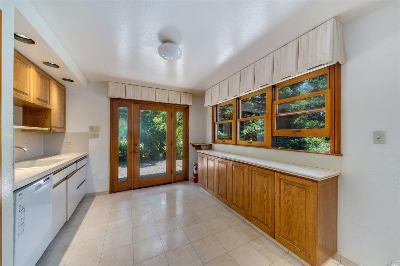 3875 W Dry Crk Rd