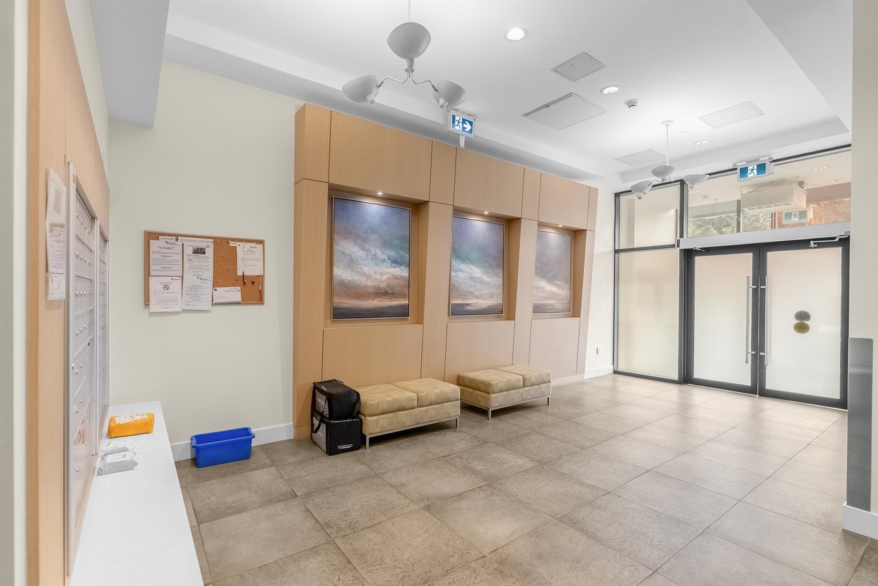 203-1496 Charlotte Rd
