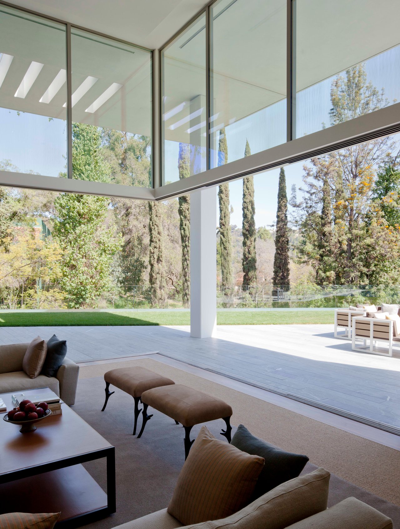 438 N Faring Rd, Holmby Hills