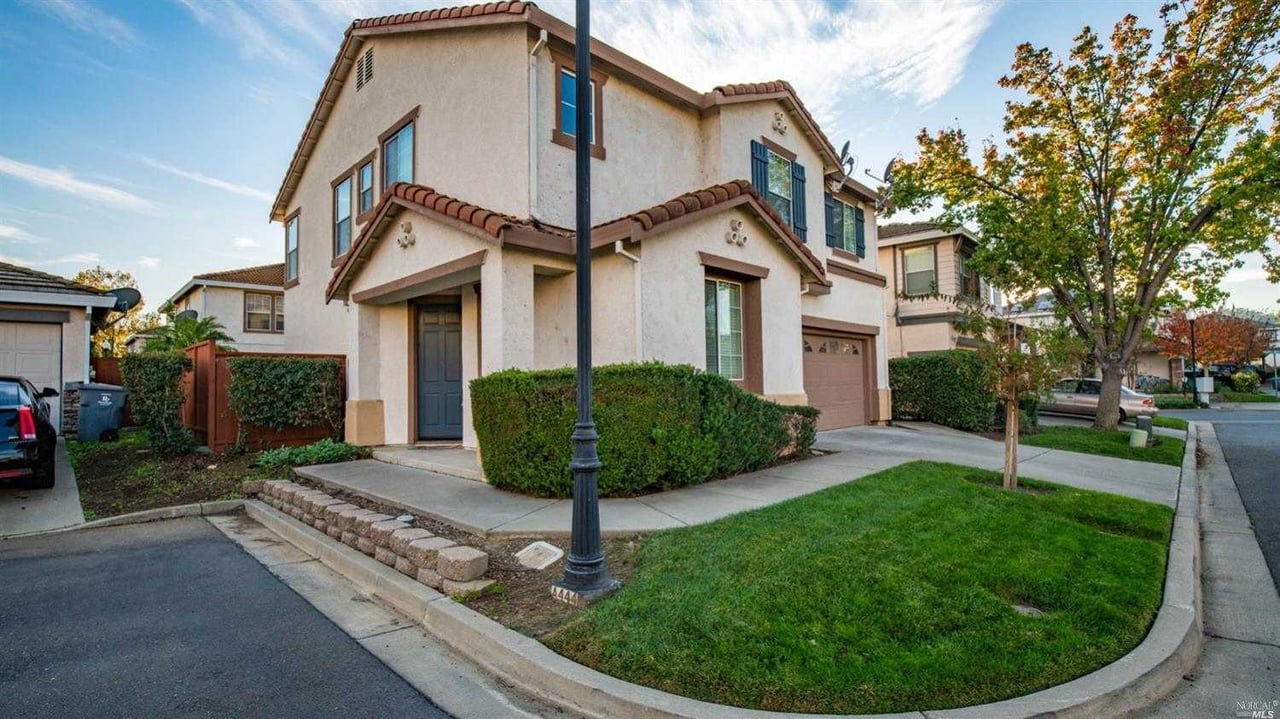 711 Laquinta Ct
