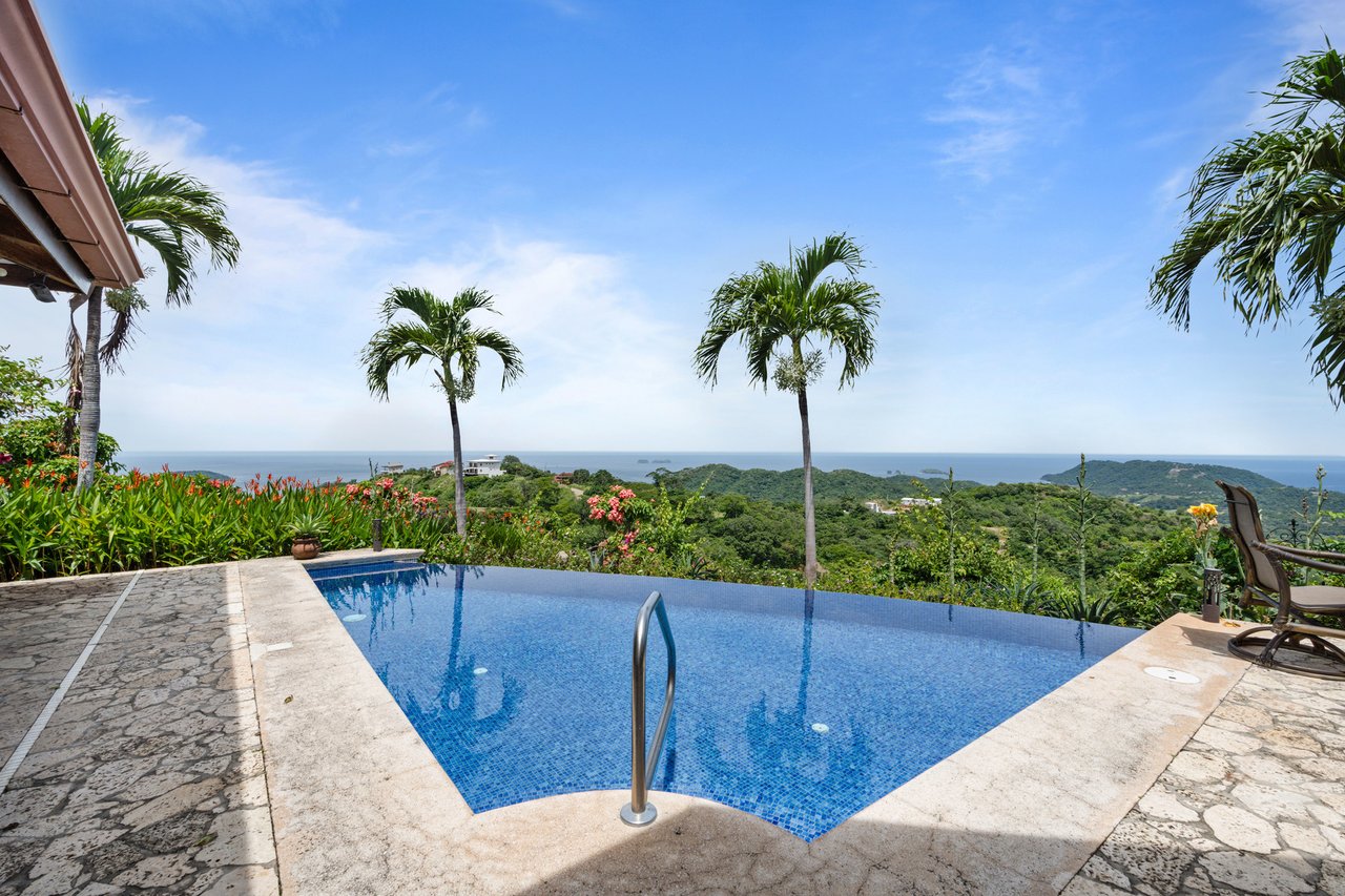 Mediterranean Villa Infinity Pool, Flamingo, Guanacaste