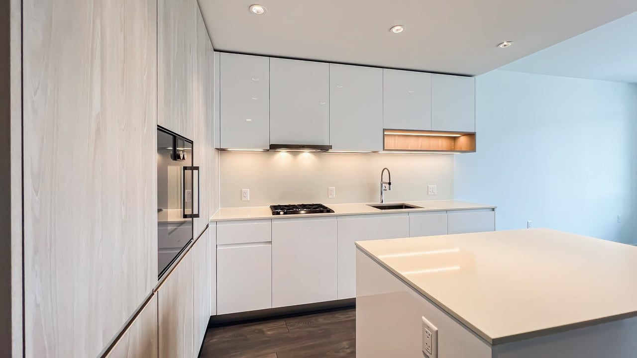 317-6788 Minoru Blvd