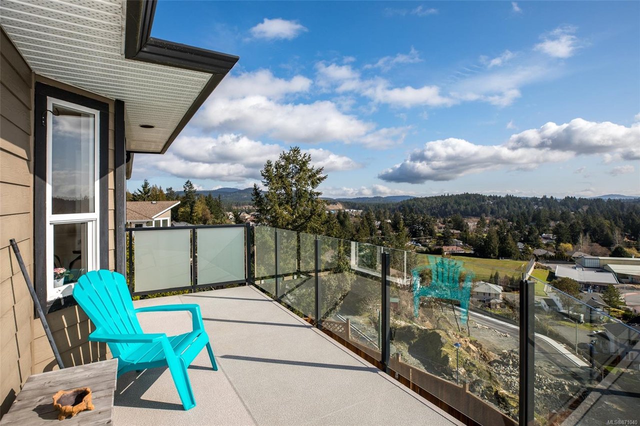 939 Whisperwind Pl, Langford