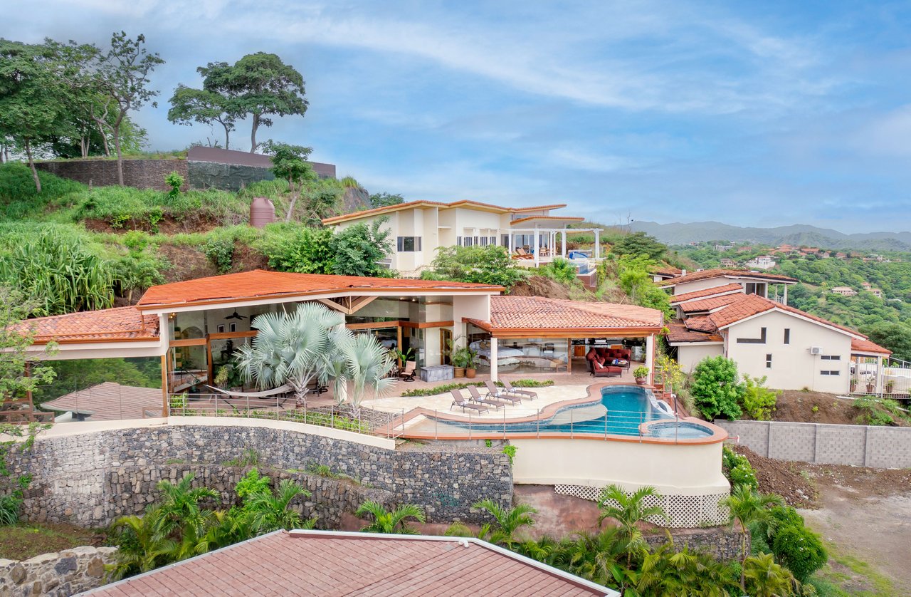 Villa Dos Playas | The Most Epic Ocean Views Along the Coast!