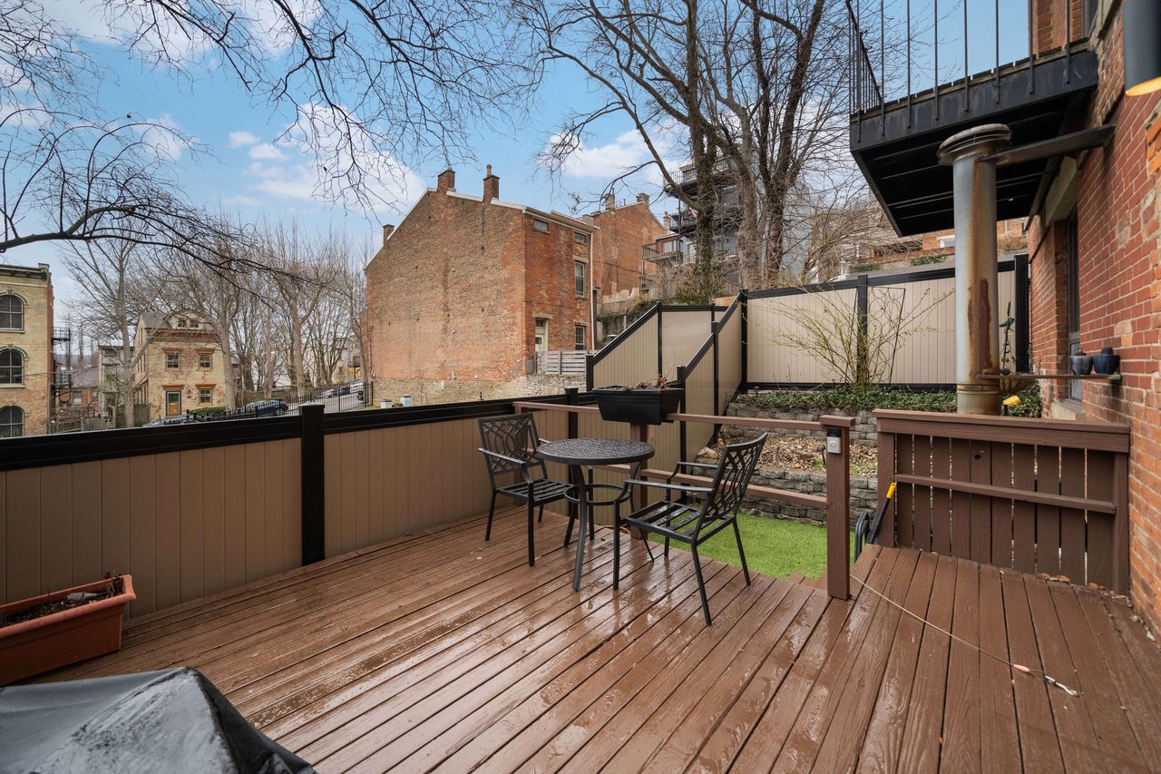 412 Liberty Hill #1B