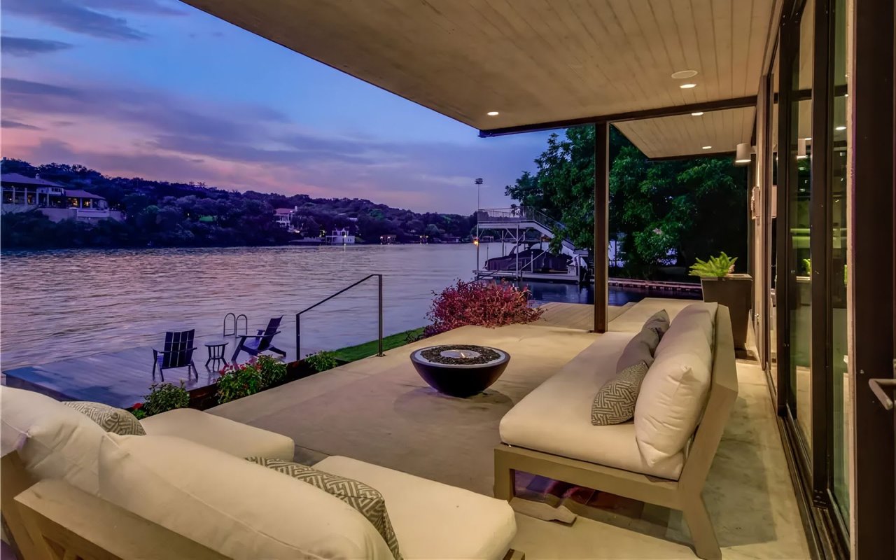 Architectural Landmarks in Lake Travis, TX