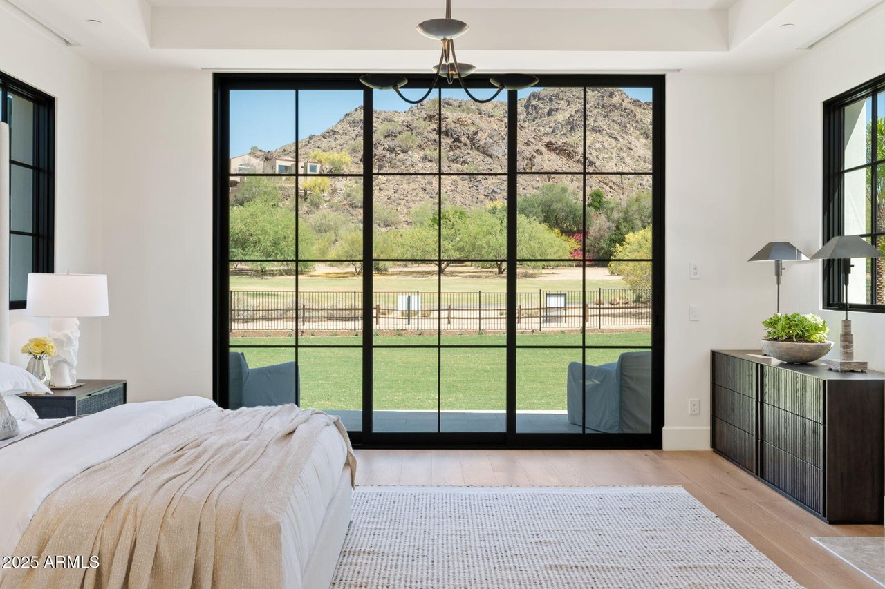 7501 N Eucalyptus Dr