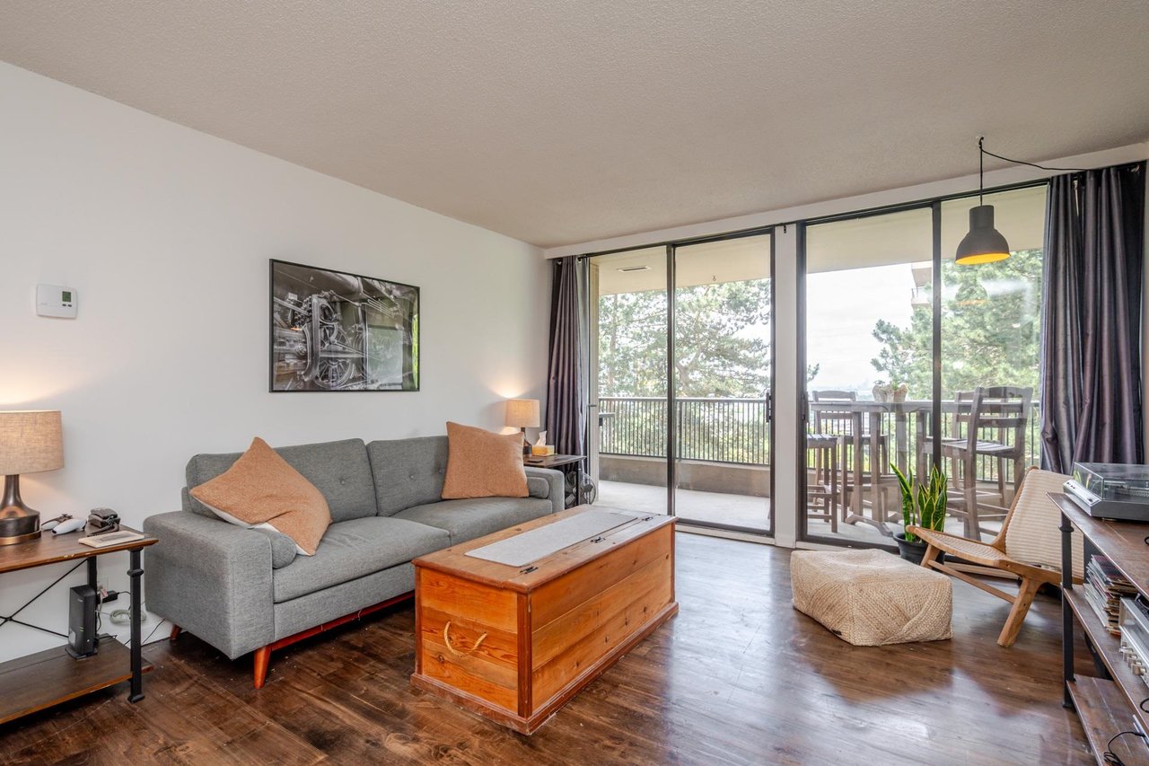 405-3760 Albert Street, Burnaby