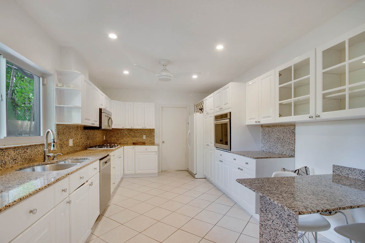 Bay Heights Perfection