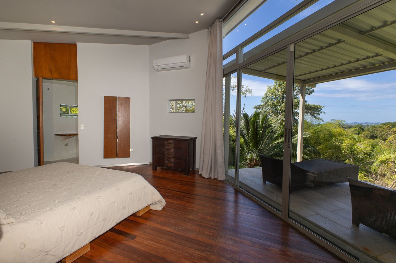 Private Ocean View Estate Near the Beach, Jaco, Puntarenas