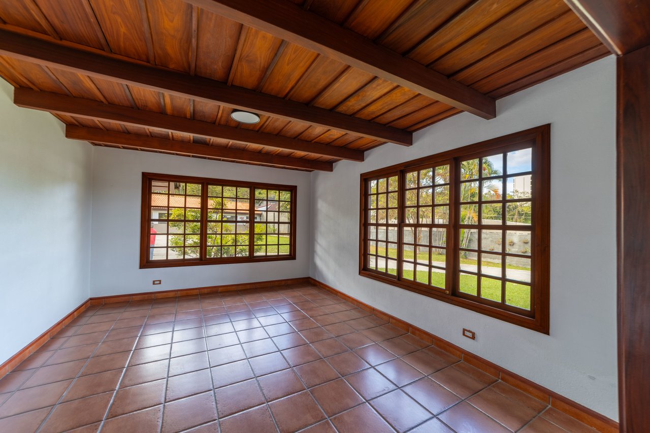 Private Gated Guest House Estate, Escazu, San Jose