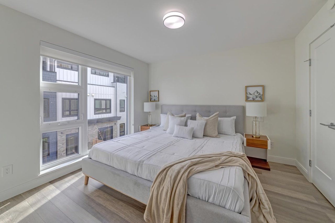 126-525 E 2nd Street, North Vancouver