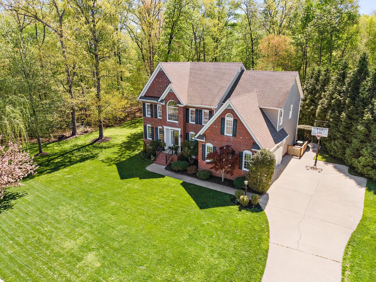 3513 Kings Farm Drive