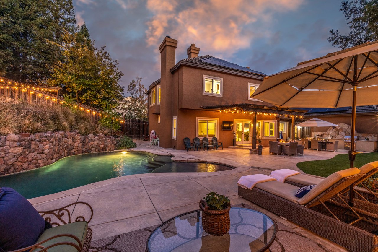 3731 Deer Trail Dr