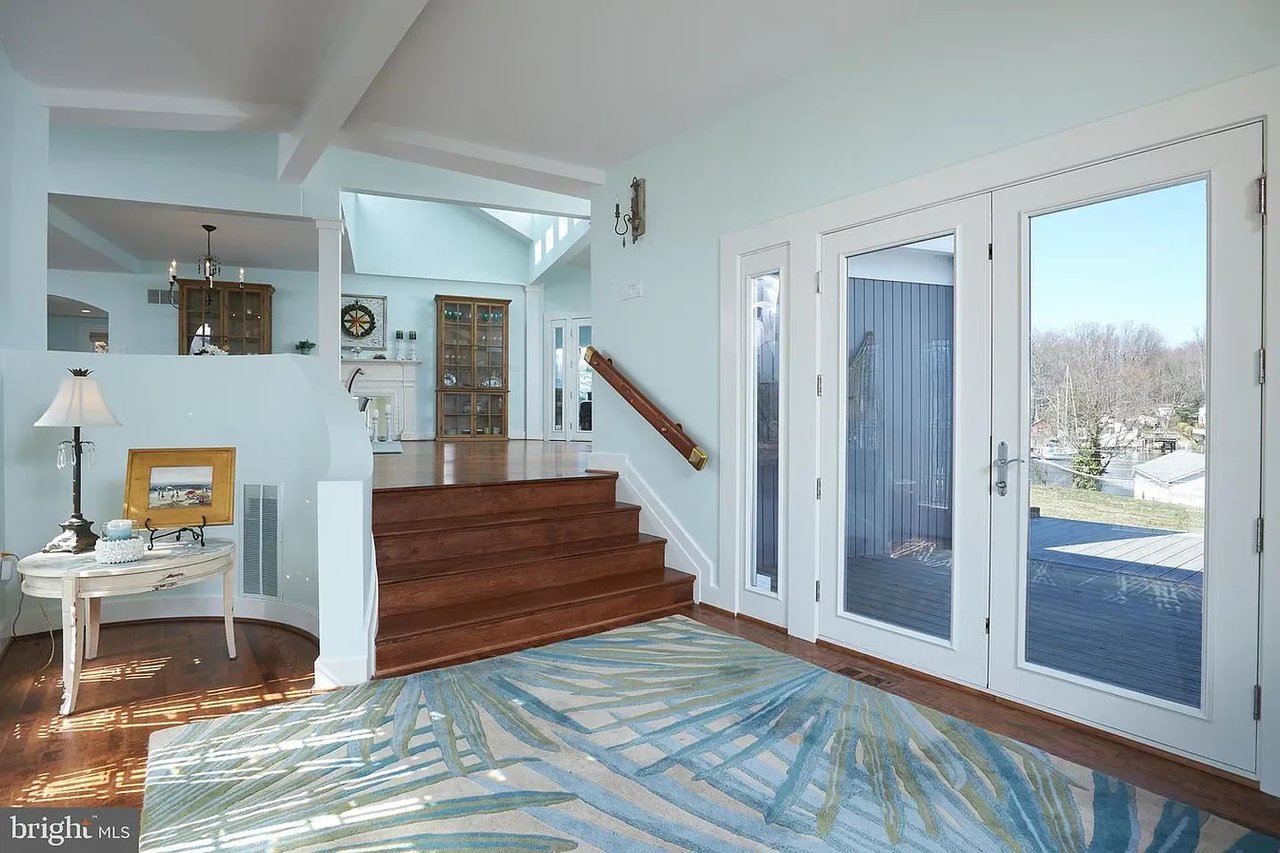 238 Riverside Rd